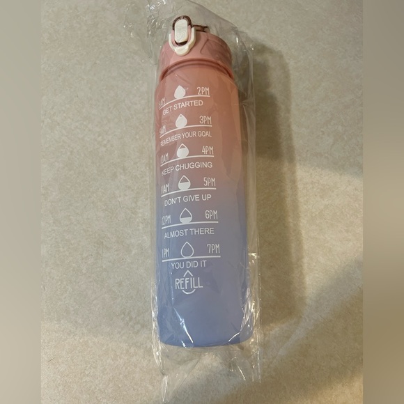 Water bottle - Picture 2 of 2